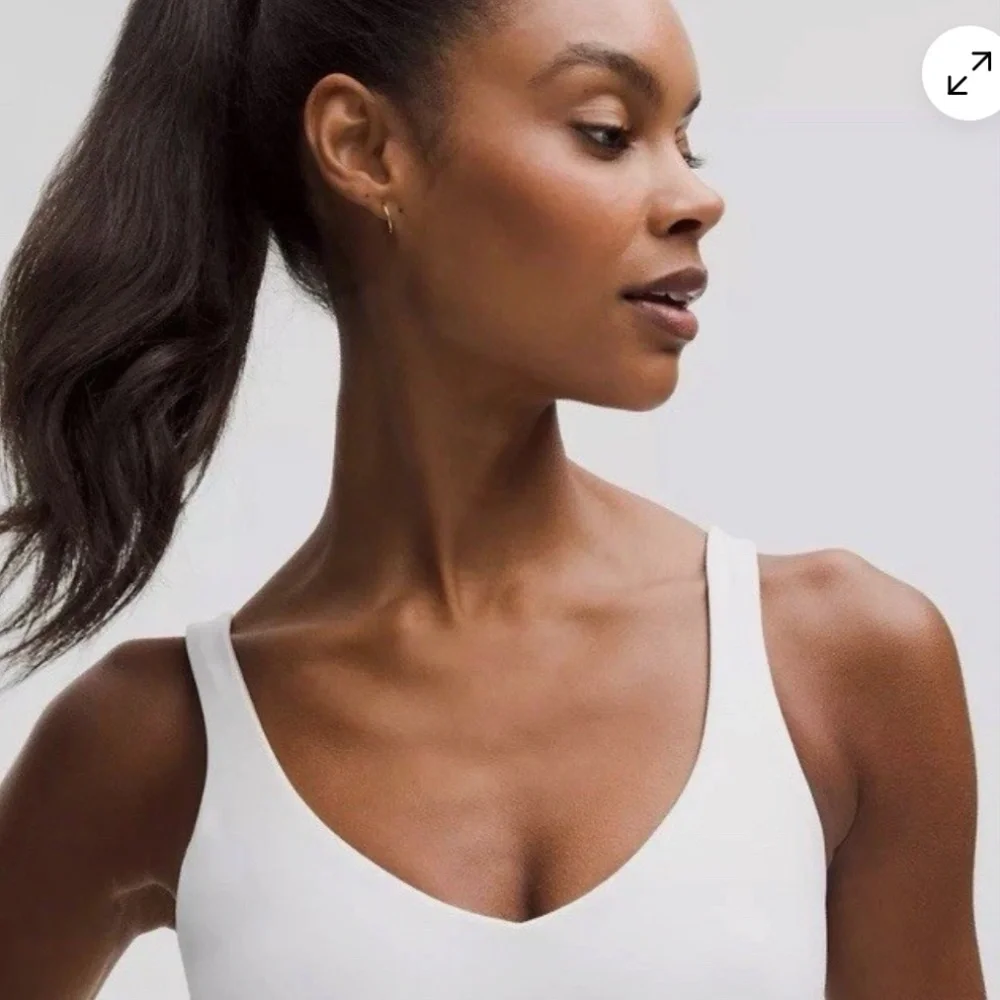 Lululemon Yoga Align Waist Length Tank Top Size 2 White Light Support NWT - Picture 4 of 8